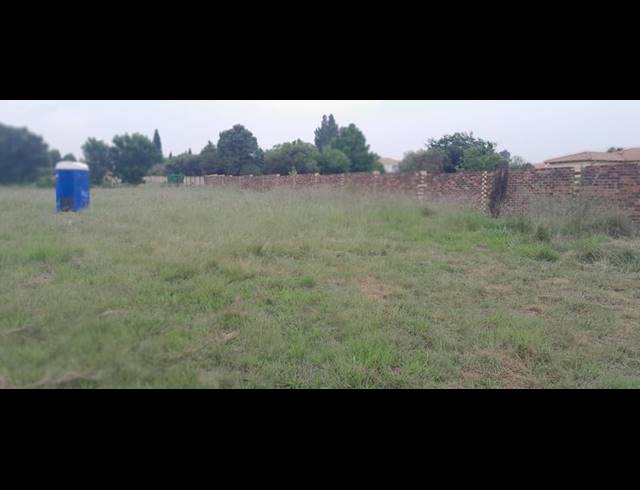 LAND FOR SALE IN VLAKFONTEIN